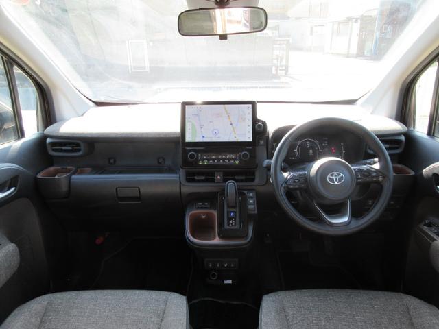 シエンタ ハイブリッドＺ　運転支援システム　禁煙車　スマホ接続対応純正ナビＴＶ　全周囲カメラ　両側電動ドア　ナビ連動前後ドラレコ　シート＆ハンドルヒーター　ビルトインＥＴＣ　ロールサンシェード　Ｂｌｕｅｔｏｏｔｈ　新車保証書（6枚目）