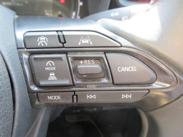 シエンタ ハイブリッドＺ　運転支援システム　禁煙車　スマホ接続対応純正ナビＴＶ　全周囲カメラ　両側電動ドア　ナビ連動前後ドラレコ　シート＆ハンドルヒーター　ビルトインＥＴＣ　ロールサンシェード　Ｂｌｕｅｔｏｏｔｈ　新車保証書（9枚目）