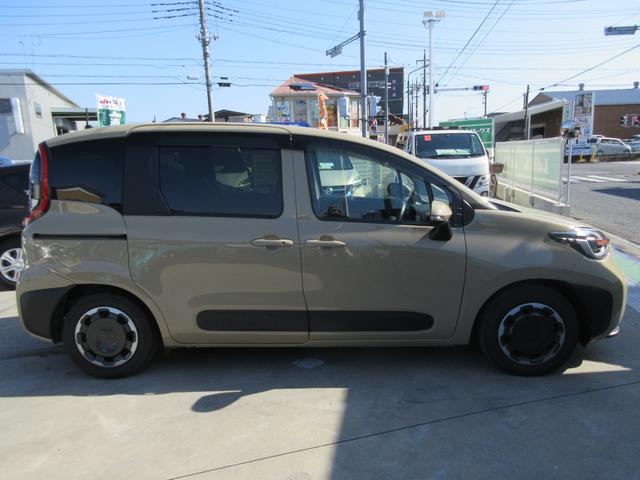 シエンタ ハイブリッドＺ　運転支援システム　禁煙車　スマホ接続対応純正ナビＴＶ　全周囲カメラ　両側電動ドア　ナビ連動前後ドラレコ　シート＆ハンドルヒーター　ビルトインＥＴＣ　ロールサンシェード　Ｂｌｕｅｔｏｏｔｈ　新車保証書（30枚目）