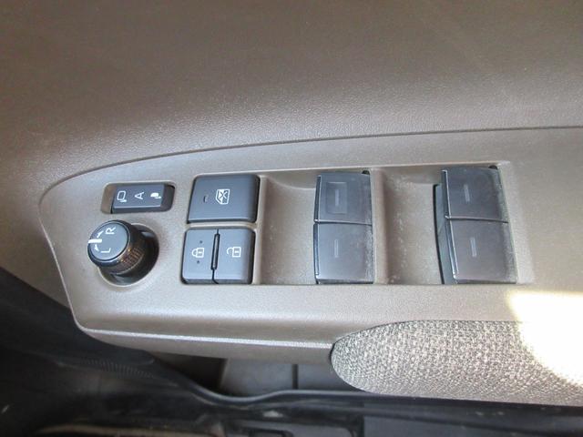 シエンタ ハイブリッドＺ　運転支援システム　禁煙車　スマホ接続対応純正ナビＴＶ　全周囲カメラ　両側電動ドア　ナビ連動前後ドラレコ　シート＆ハンドルヒーター　ビルトインＥＴＣ　ロールサンシェード　Ｂｌｕｅｔｏｏｔｈ　新車保証書（54枚目）