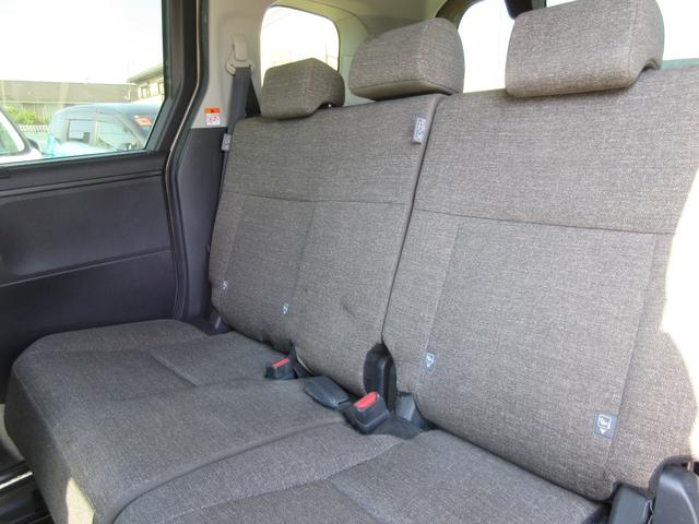 シエンタ ハイブリッドＺ　運転支援システム　禁煙車　スマホ接続対応純正ナビＴＶ　全周囲カメラ　両側電動ドア　ナビ連動前後ドラレコ　シート＆ハンドルヒーター　ビルトインＥＴＣ　ロールサンシェード　Ｂｌｕｅｔｏｏｔｈ　新車保証書（59枚目）