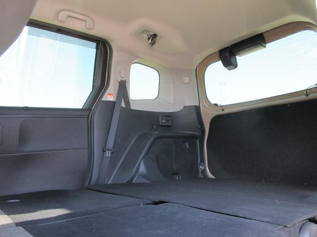 シエンタ ハイブリッドＺ　運転支援システム　禁煙車　スマホ接続対応純正ナビＴＶ　全周囲カメラ　両側電動ドア　ナビ連動前後ドラレコ　シート＆ハンドルヒーター　ビルトインＥＴＣ　ロールサンシェード　Ｂｌｕｅｔｏｏｔｈ　新車保証書（62枚目）