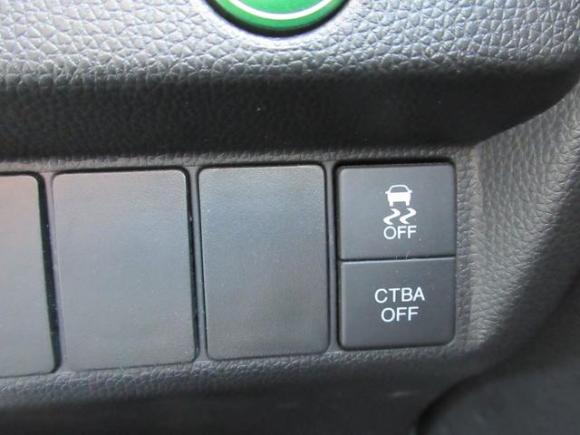 フィット 13G・Lパッケージ 当店ユーザー様直接買取車 禁煙 純正ナビ 地デジTV バックカメラ ETC Bluetoothオーディオ スマートキー プッシュスタート LEDライト フォグランプ あんしんパッケージ(10枚目)