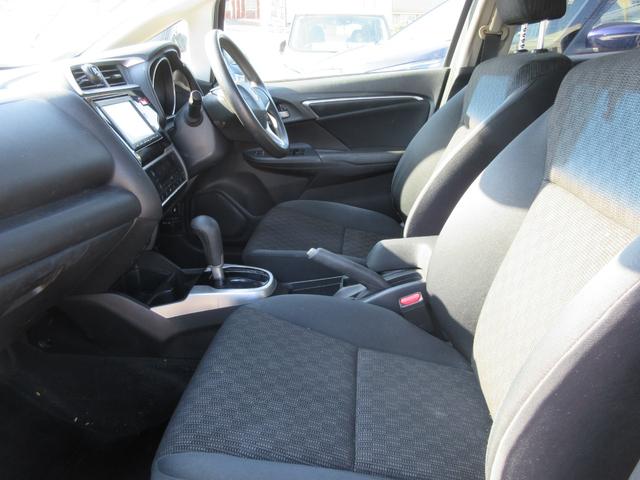 フィット 13G・Lパッケージ 当店ユーザー様直接買取車 禁煙 純正ナビ 地デジTV バックカメラ ETC Bluetoothオーディオ スマートキー プッシュスタート LEDライト フォグランプ あんしんパッケージ(14枚目)