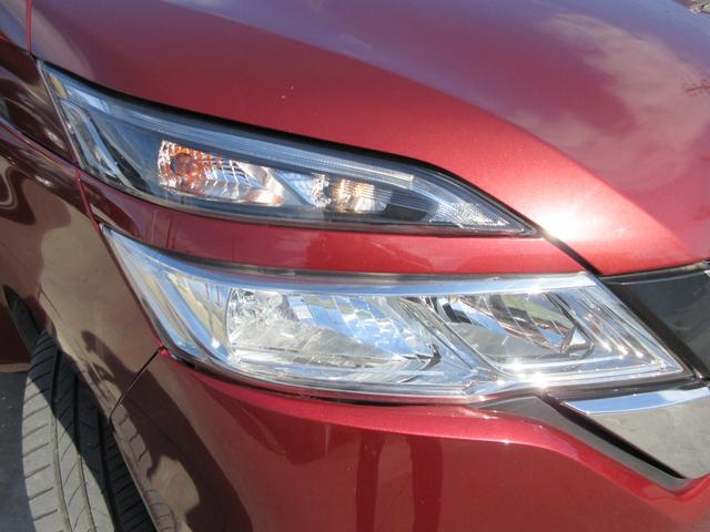 夜道を明るく照らすＬＥＤヘッドライト！もちろんくもりなし！