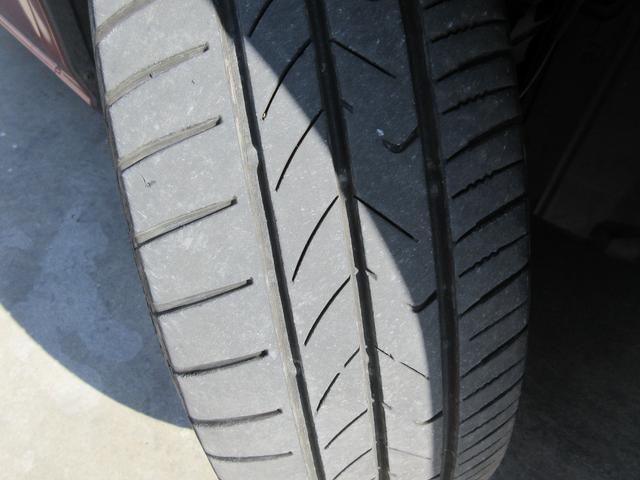 タイヤ溝もしっかり残っています♪
