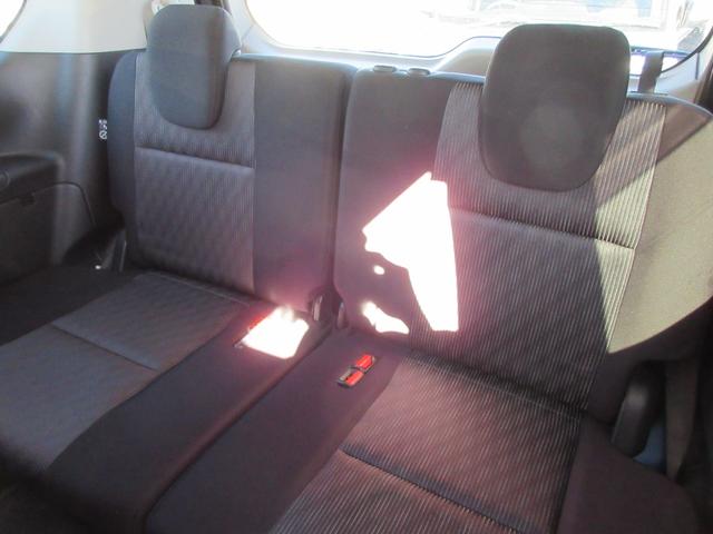 セレナ ハイウェイスターV 禁煙車 プロパイロット 10インチ純正ナビTV アラウンドビューモニター ブルーレイ再生 両側パワースライドドア ビルトインETC ロールサンシェード シートバックテーブル LEDライト 新車保証書(18枚目)