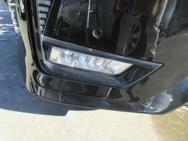 セレナ ハイウェイスターV 禁煙車 プロパイロット 10インチ純正ナビTV アラウンドビューモニター ブルーレイ再生 両側パワースライドドア ビルトインETC ロールサンシェード シートバックテーブル LEDライト 新車保証書(28枚目)