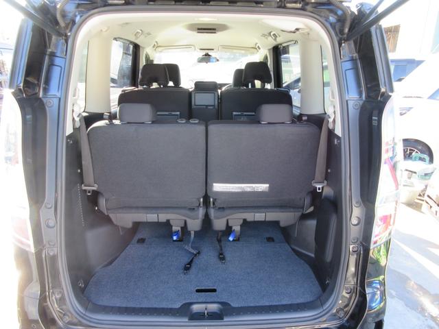 セレナ ハイウェイスターV 禁煙車 プロパイロット 10インチ純正ナビTV アラウンドビューモニター ブルーレイ再生 両側パワースライドドア ビルトインETC ロールサンシェード シートバックテーブル LEDライト 新車保証書(55枚目)