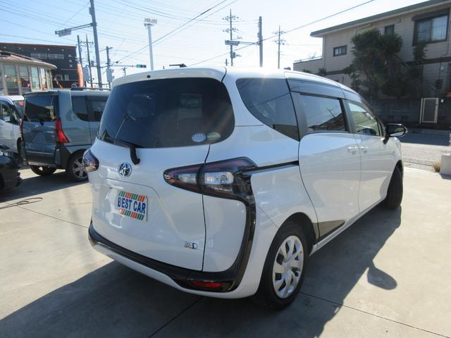 シエンタ ハイブリッドG 禁煙車 後席フリップダウンモニター セーフティセンス フルセグ純正ナビTV バックカメラ 両側パワースライドドア ビルトインETC Bluetooth LEDライト フォグランプ 新車保証書(5枚目)