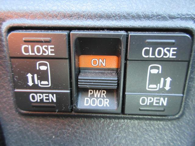 シエンタ ハイブリッドG 禁煙車 後席フリップダウンモニター セーフティセンス フルセグ純正ナビTV バックカメラ 両側パワースライドドア ビルトインETC Bluetooth LEDライト フォグランプ 新車保証書(9枚目)