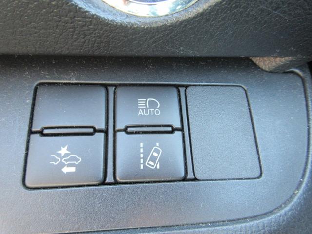 シエンタ ハイブリッドG 禁煙車 後席フリップダウンモニター セーフティセンス フルセグ純正ナビTV バックカメラ 両側パワースライドドア ビルトインETC Bluetooth LEDライト フォグランプ 新車保証書(10枚目)