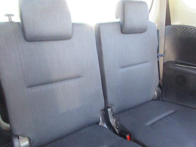 シエンタ ハイブリッドG 禁煙車 後席フリップダウンモニター セーフティセンス フルセグ純正ナビTV バックカメラ 両側パワースライドドア ビルトインETC Bluetooth LEDライト フォグランプ 新車保証書(16枚目)