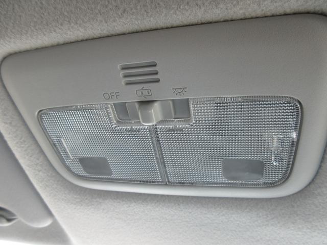 シエンタ ハイブリッドG 禁煙車 後席フリップダウンモニター セーフティセンス フルセグ純正ナビTV バックカメラ 両側パワースライドドア ビルトインETC Bluetooth LEDライト フォグランプ 新車保証書(56枚目)