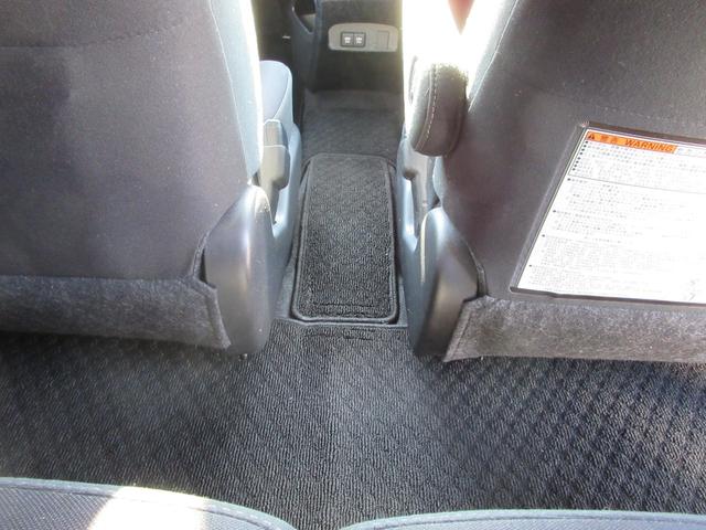 シエンタ G 後期モデル 禁煙車 フルセグ純正ナビTV パノラマビューモニター 両側電動スライドドア 前後ドライブレコーダー ビルトインETC2.0 Bluetoothオーディオ トヨタセーフティセンス 新車保証書(50枚目)