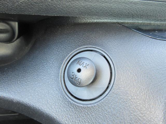 シエンタ G 後期モデル 禁煙車 フルセグ純正ナビTV パノラマビューモニター 両側電動スライドドア 前後ドライブレコーダー ビルトインETC2.0 Bluetoothオーディオ トヨタセーフティセンス 新車保証書(53枚目)