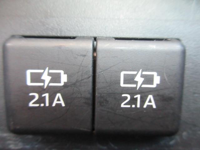 シエンタ G 後期モデル 禁煙車 フルセグ純正ナビTV パノラマビューモニター 両側電動スライドドア 前後ドライブレコーダー ビルトインETC2.0 Bluetoothオーディオ トヨタセーフティセンス 新車保証書(54枚目)