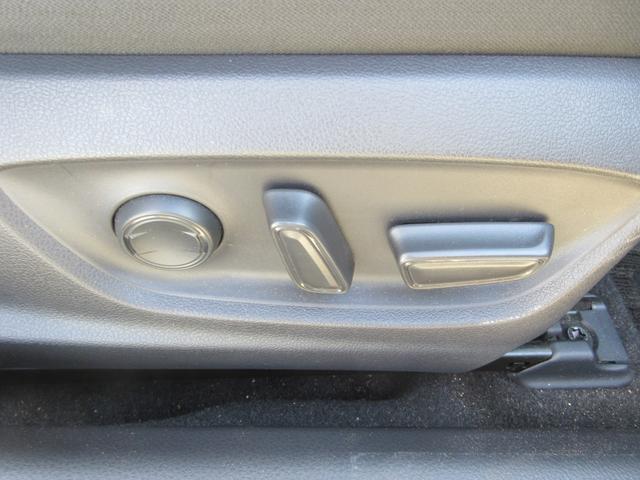 カムリ G 禁煙車 運転支援システム JBLサウンド 純正ナビTV Miracast バックカメラ ドライブレコーダー パワーシート スマートキー2本 Bluetooth LEDライト フォグランプ 新車保証書(15枚目)