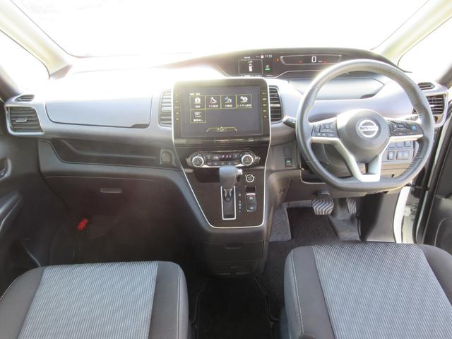 セレナ ハイウェイスターV 禁煙 プロパイロット 後席フリップダウンモニター 10インチ純正ナビTV 全周囲カメラ ブルーレイ再生 ドラレコ 両側電動ドア ETC デジタルミラー ロールサンシェード LEDライト フォグ(6枚目)