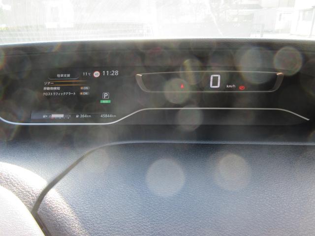 セレナ ハイウェイスターV 禁煙 プロパイロット 後席フリップダウンモニター 10インチ純正ナビTV 全周囲カメラ ブルーレイ再生 ドラレコ 両側電動ドア ETC デジタルミラー ロールサンシェード LEDライト フォグ(27枚目)