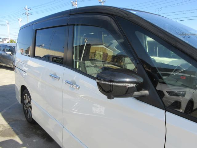 セレナ ハイウェイスターV 禁煙 プロパイロット 後席フリップダウンモニター 10インチ純正ナビTV 全周囲カメラ ブルーレイ再生 ドラレコ 両側電動ドア ETC デジタルミラー ロールサンシェード LEDライト フォグ(30枚目)