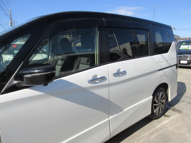 セレナ ハイウェイスターV 禁煙 プロパイロット 後席フリップダウンモニター 10インチ純正ナビTV 全周囲カメラ ブルーレイ再生 ドラレコ 両側電動ドア ETC デジタルミラー ロールサンシェード LEDライト フォグ(31枚目)