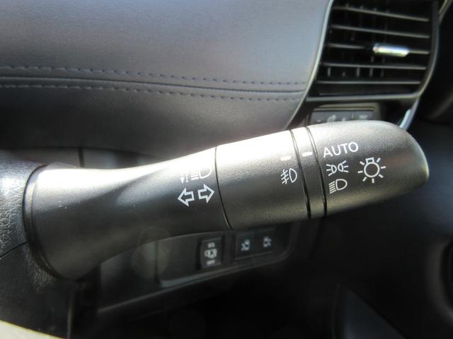 セレナ ハイウェイスターV 禁煙 プロパイロット 後席フリップダウンモニター 10インチ純正ナビTV 全周囲カメラ ブルーレイ再生 ドラレコ 両側電動ドア ETC デジタルミラー ロールサンシェード LEDライト フォグ(45枚目)