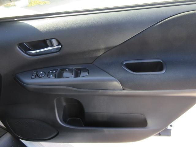 セレナ ハイウェイスターV 禁煙 プロパイロット 後席フリップダウンモニター 10インチ純正ナビTV 全周囲カメラ ブルーレイ再生 ドラレコ 両側電動ドア ETC デジタルミラー ロールサンシェード LEDライト フォグ(58枚目)