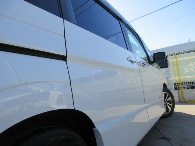 セレナ ハイウェイスターＶ　禁煙車　プロパイロット　後席フリップダウンモニター　アルパイン大型ナビ　全周囲カメラ　ブルーレイ再生　駐車支援システム　両側パワースライドドア　ビルドインＥＴＣ　ＬＥＤヘッドライト　新車保証書（29枚目）