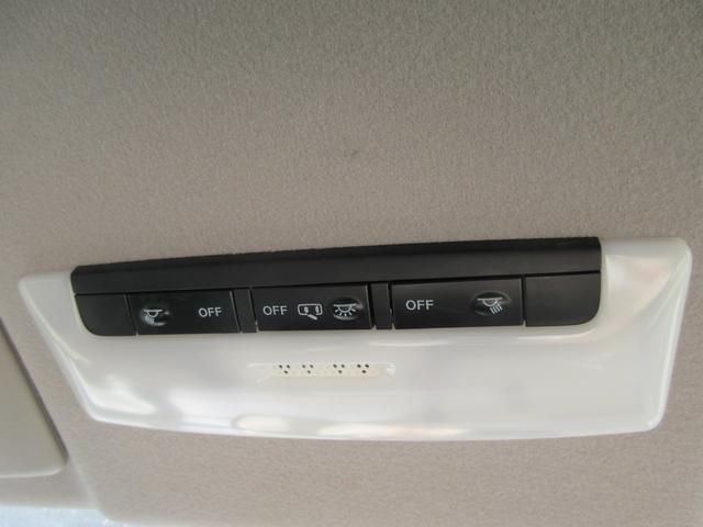 セレナ ハイウェイスターＶ　禁煙車　プロパイロット　後席フリップダウンモニター　アルパイン大型ナビ　全周囲カメラ　ブルーレイ再生　駐車支援システム　両側パワースライドドア　ビルドインＥＴＣ　ＬＥＤヘッドライト　新車保証書（74枚目）