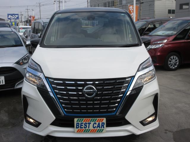 セレナ ｅ－パワー　ハイウェイスター　禁煙車　運転支援　フルセグ純正ナビＴＶ　ブルーレイ再生　ドライブレコーダー　クルコン　パワースライドドア　ビルトインＥＴＣ　スマートキー２本　ロールサンシェード　シートバックテーブル　新車保証書（26枚目）