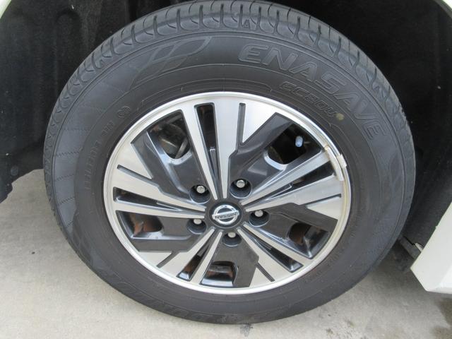 セレナ ｅ－パワー　ハイウェイスター　禁煙車　運転支援　フルセグ純正ナビＴＶ　ブルーレイ再生　ドライブレコーダー　クルコン　パワースライドドア　ビルトインＥＴＣ　スマートキー２本　ロールサンシェード　シートバックテーブル　新車保証書（35枚目）