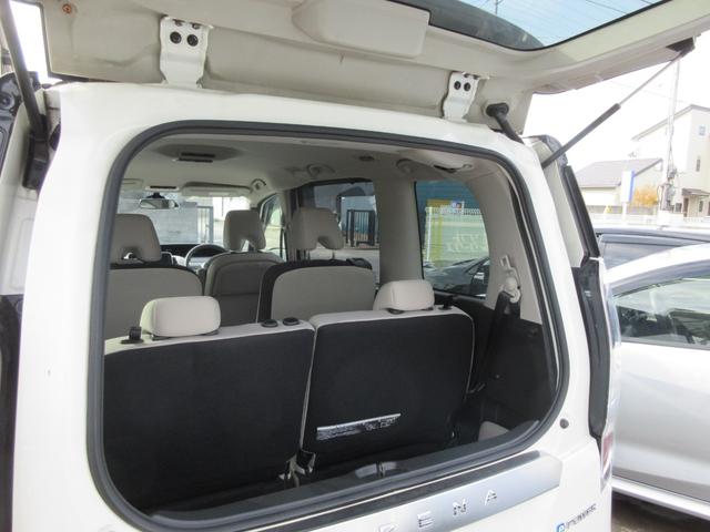 セレナ ｅ－パワー　ハイウェイスター　禁煙車　運転支援　フルセグ純正ナビＴＶ　ブルーレイ再生　ドライブレコーダー　クルコン　パワースライドドア　ビルトインＥＴＣ　スマートキー２本　ロールサンシェード　シートバックテーブル　新車保証書（55枚目）