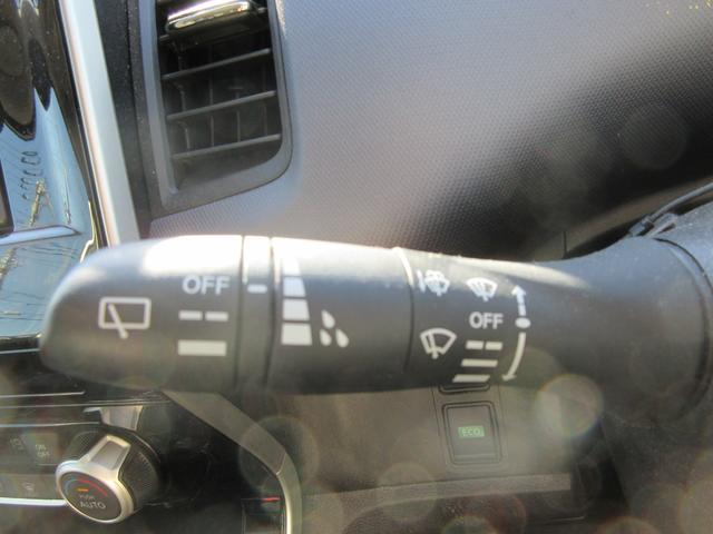 セレナ X 後期モデル ハイブリッド 禁煙車 送迎オートステップ 純正ナビTV クルーズコントロール ロールサンシェード 両側パワースライドドア スペアタイヤ4本 Bluetoothオーディオ スマートキー2個(42枚目)