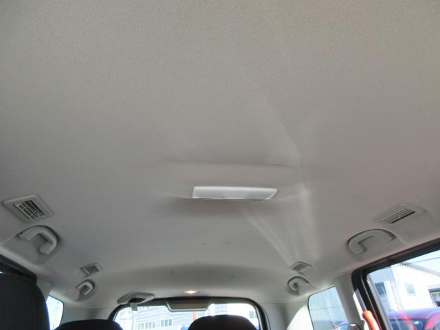 セレナ X 後期モデル ハイブリッド 禁煙車 送迎オートステップ 純正ナビTV クルーズコントロール ロールサンシェード 両側パワースライドドア スペアタイヤ4本 Bluetoothオーディオ スマートキー2個(57枚目)