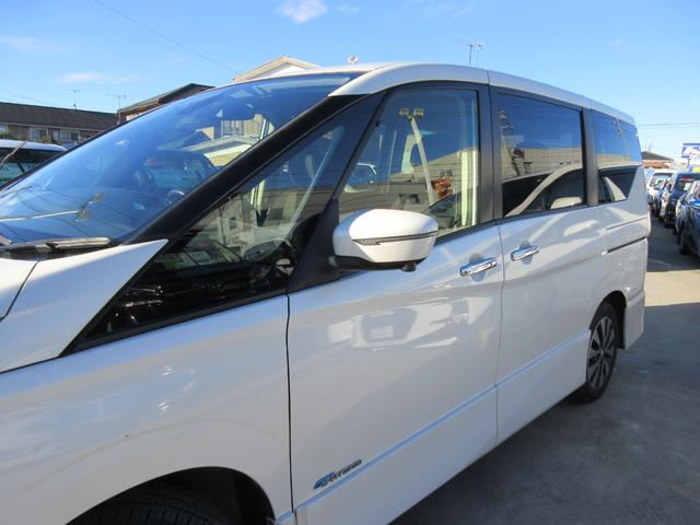 セレナ ハイウェイスター　禁煙車　後席モニター　駐車支援システム　純正ナビＴＶ　アラウンドビューカメラ　ブルーレイ再生　両側電動ドア　ビルトインＥＴＣ　ロールサンシェード　シートバックテーブル　Ｂｌｕｅｔｏｏｔｈ　新車保証書（32枚目）