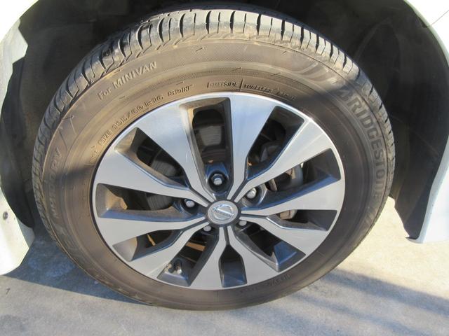 セレナ ハイウェイスター　禁煙車　後席モニター　駐車支援システム　純正ナビＴＶ　アラウンドビューカメラ　ブルーレイ再生　両側電動ドア　ビルトインＥＴＣ　ロールサンシェード　シートバックテーブル　Ｂｌｕｅｔｏｏｔｈ　新車保証書（44枚目）