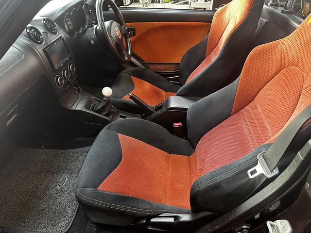 コペン アルティメットエディションＩＩ　電動オープン開閉２０秒　消耗品交換　予防整備実施車両　純正ＢＢＳアルミホイール　ビルシュタインショック　ＲＥＣＡＲＯシート　アルティメットエディション２　５速マニュアル　ミッションオイル交換済（25枚目）