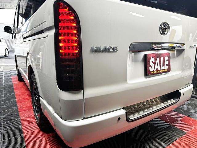 ハイエースバン ロングスーパーGL ディーゼルターボ パールホワイト 両側スライド スマホ連動ディスプレー 純正バックカメラ フルセグTV Bluetooth オートエアコン 社外アルミ タイベル交換済 バッテリー交換済 シートカバー(18枚目)