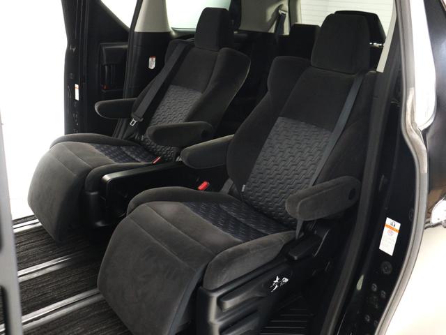 ヴェルファイア ２．５Ｚ　（ツインサンルーフ）（ＡＬＰＩＮＥ製１０インチナビ）（後席モニター）（両側電動スライドドア）フルセグＴＶ　Ｂｌｕｅｔｏｏｔｈ音楽再生　ＥＴＣ　バックカメラ　床下収納付　オットマン　クリアランスソナー（15枚目）