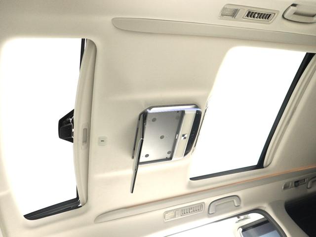 アルファード ２４０Ｓ　（ＢＭＷ純正色ドラバイトグレー塗装）（禁煙車）（ワンオーナー）（サンルーフ）（社外エアロ）（ＲＡＹＳ２０インチアルミ＆ダウンサス）（シートカバー）ＡＬＰＩＮＥ製８インチナビ　後席モニター　ＥＴＣ（5枚目）