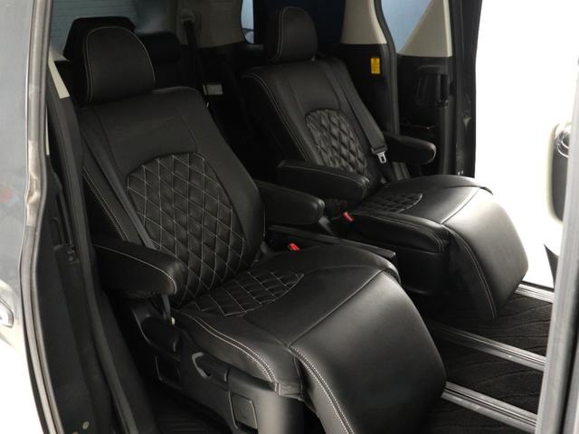 アルファード ２４０Ｓ　（ＢＭＷ純正色ドラバイトグレー塗装）（禁煙車）（ワンオーナー）（サンルーフ）（社外エアロ）（ＲＡＹＳ２０インチアルミ＆ダウンサス）（シートカバー）ＡＬＰＩＮＥ製８インチナビ　後席モニター　ＥＴＣ（20枚目）