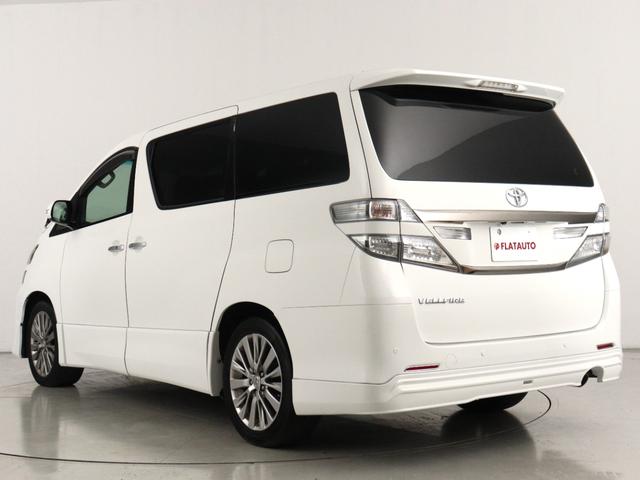 ヴェルファイア ２．４Ｚ　ゴールデンアイズ　（禁煙車）（サンルーフ）（８インチナビ）（大画面後席モニター）（エアロカスタム）（ハーフレザーシート）（特別仕様車）クルコン　パワーバックドア　両側電動スライド　ＥＴＣ　フルセグ　Ｂｌｕｅｔｏｏｔｈ（9枚目）