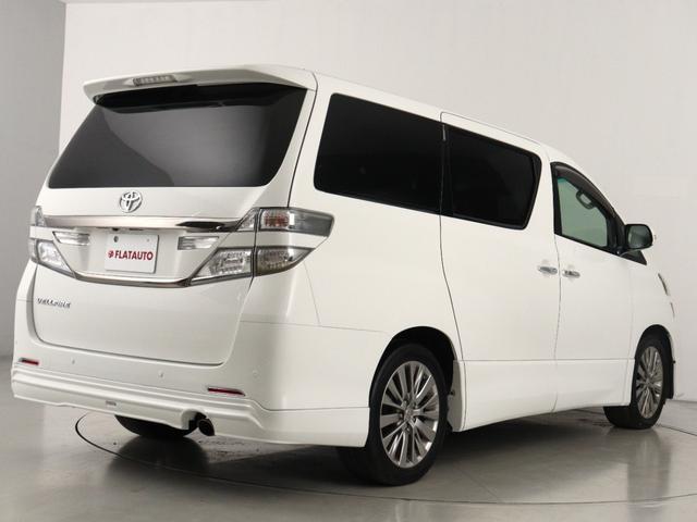 ヴェルファイア ２．４Ｚ　ゴールデンアイズ　（禁煙車）（サンルーフ）（８インチナビ）（大画面後席モニター）（エアロカスタム）（ハーフレザーシート）（特別仕様車）クルコン　パワーバックドア　両側電動スライド　ＥＴＣ　フルセグ　Ｂｌｕｅｔｏｏｔｈ（11枚目）