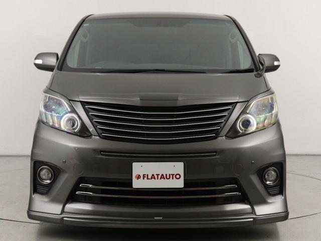 大迫力のフロントフェイスです！状態は非常にいいですが、コーティング施工により更なる質感をご提供できます。プランは数多く御座いますので、お気軽にお申し付けください！