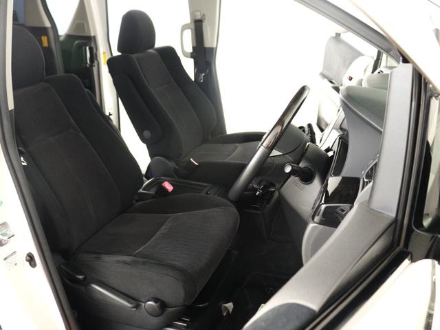 アルファード ２４０Ｓ　（禁煙車）（後期モデル）（走行４．２万）（ＡＬＰＩＮＥ製８インチナビ）（後席モニター）両側電動スライドドア　ＥＴＣ　フルセグＴＶ　Ｂｌｕｅｔｏｏｔｈ接続　バックモニター　オットマン　クリアランスソナー（21枚目）