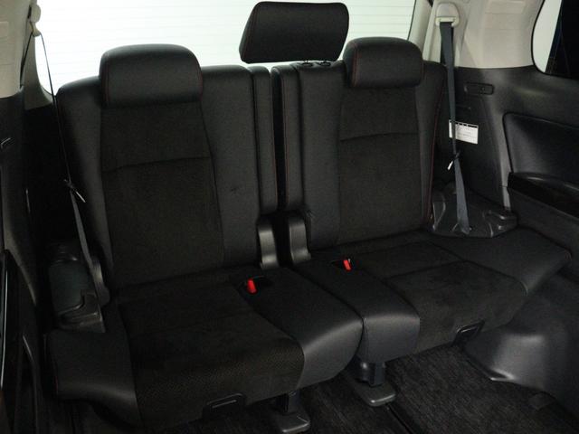 ヴェルファイア ２．４Ｚ　ゴールデンアイズ　（特別仕様車）（純正８インチナビ）（後席モニター）（Ｂｌｕｅｔｏｏｔｈ接続）（Ｂｌｕ－ｒａｙ再生可）（ハーフレザーシート）パワーバックドア　クルコン　両側電動　クリアランスソナー　オットマン　ＥＴＣ（16枚目）