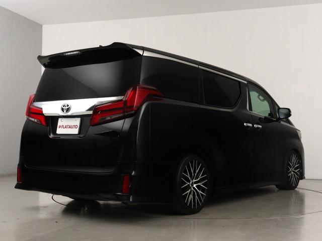 アルファード ２．５Ｓ　Ｃパッケージ　（サンルーフ）（黒革電動シート）（車高調＆１９インチカスタム）（１０インチナビ）（後席モニター）プリクラッシュ　レーダークルーズ　ＥＴＣ　フルセグ　パワーバックドア　両側電動スライド　シートメモリー（11枚目）