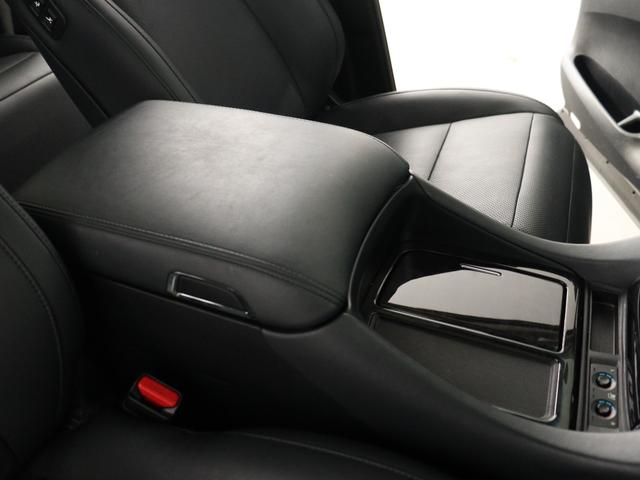 ヴェルファイア ２．５Ｚ　Ｇエディション　（ＡＬＰＩＮＥ１１インチナビ）（黒革電動シート）（サンルーフ）（後席モニター）Ｂｌｕｅｔｏｏｔｈ　フルセグ　プリクラッシュ　ＬＴＡ　レーダークルーズ　パワーバックドア　シートヒーター＆ベンチレーション（28枚目）