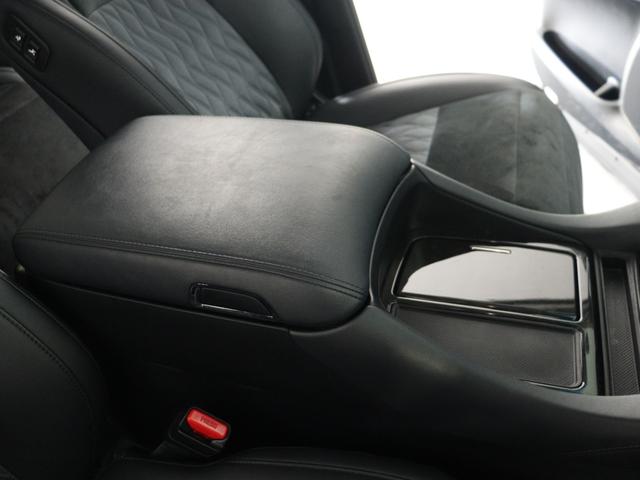 アルファード ２．５Ｓ　Ｃパッケージ　（禁煙）（走行距離４．６万ｋｍ）（プリクラッシュ）（レーダークルーズ）（ハーフレザーシート）（ＡＬＰＩＮＥ製９型ナビ）電動シート　シートメモリー　パワーバックドア　両側電動ドア　フルセグＴＶ　ＥＴＣ（26枚目）